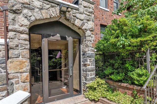 160-15 Powells Cove Boulevard A1, Whitestone, NY 11357