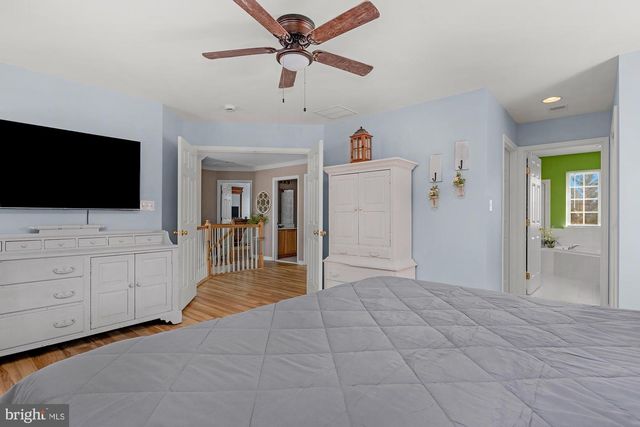 6 NACE DR, Hanover, PA 17331