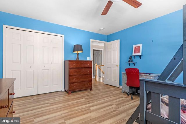 6 NACE DR, Hanover, PA 17331