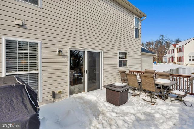 6 NACE DR, Hanover, PA 17331