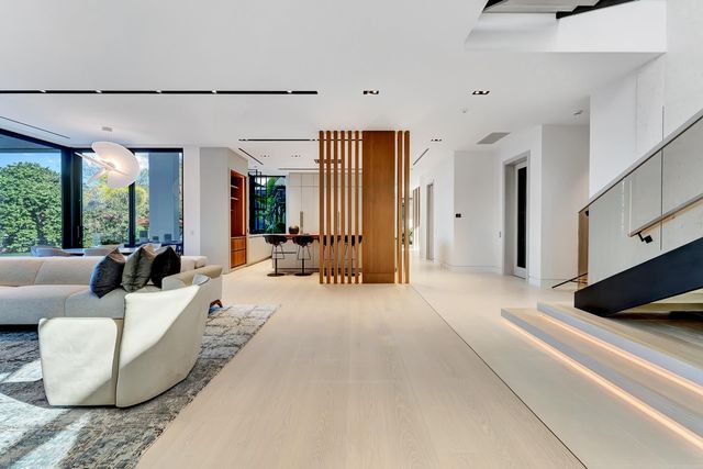 829 Orchid Drive, Boca Raton, FL 33432