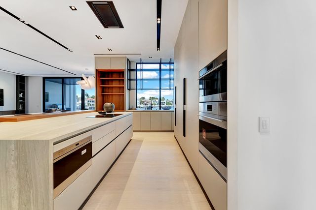 829 Orchid Drive, Boca Raton, FL 33432