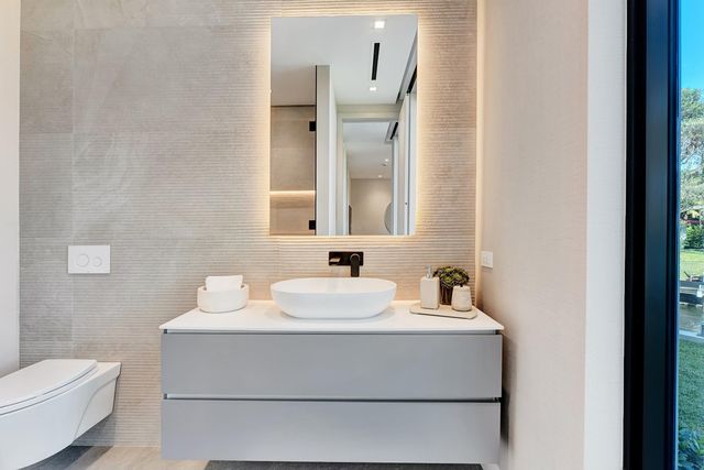 829 Orchid Drive, Boca Raton, FL 33432