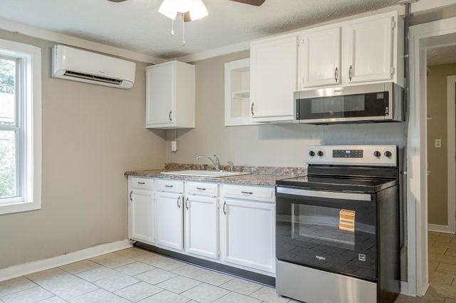 190 Sunset Drive, Trenton, GA 30752