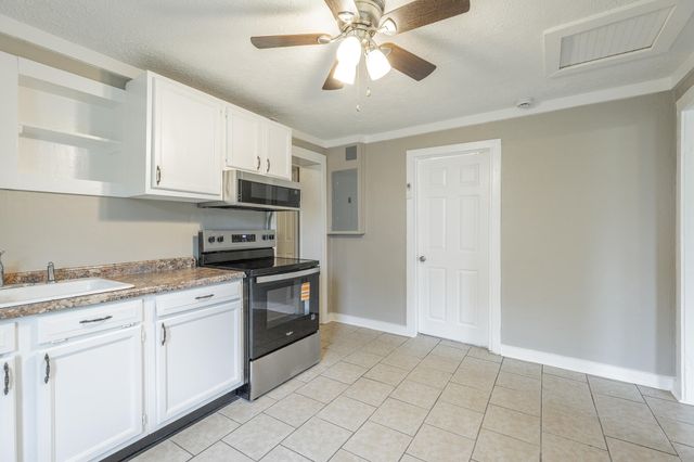 190 Sunset Drive, Trenton, GA 30752
