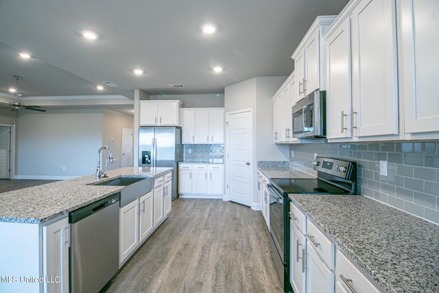 5209 Fairbury Way, D'iberville, MS 39540