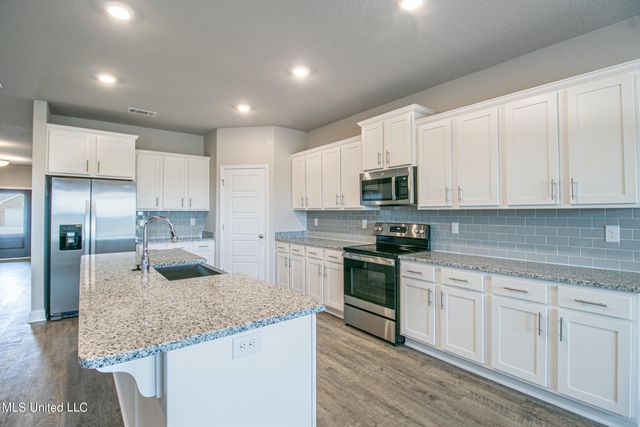 5209 Fairbury Way, D'iberville, MS 39540