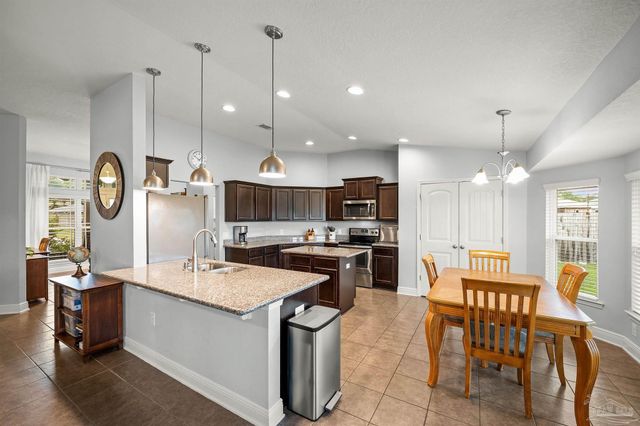 5575 Mill Race Circle, Pace, FL 32571