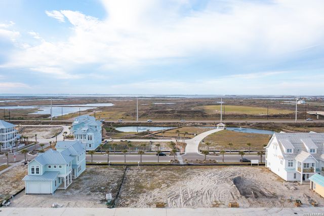 618 Sunset, Port Aransas, TX 78373