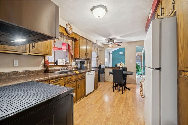 603 Forbes Trail Rd, Hempfield Twp, PA 15601