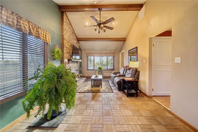 603 Forbes Trail Rd, Hempfield Twp, PA 15601