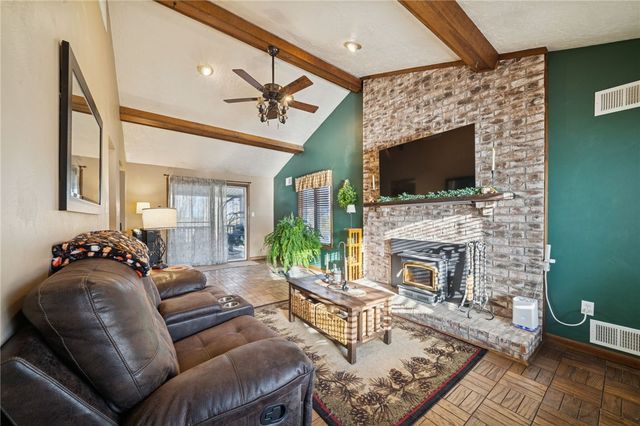 603 Forbes Trail Rd, Hempfield Twp, PA 15601