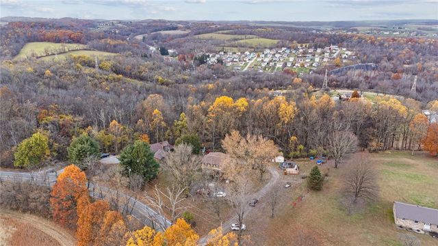 603 Forbes Trail Rd, Hempfield Twp, PA 15601