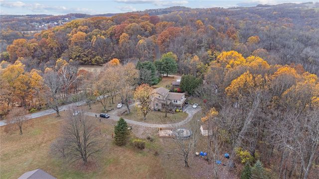 603 Forbes Trail Rd, Hempfield Twp, PA 15601