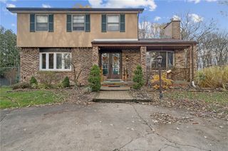 603 Forbes Trail Rd, Hempfield Twp, PA 15601