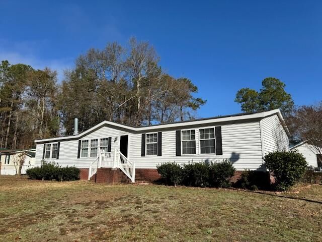 1605 Rowland Drive, Summerton, SC 29148