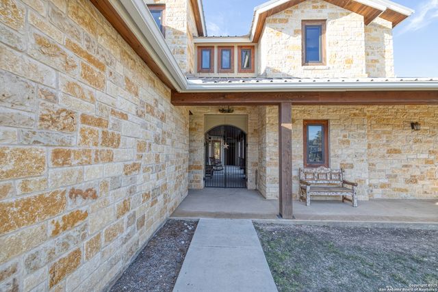 236 Tequila Sunrise, Concan, TX 78838