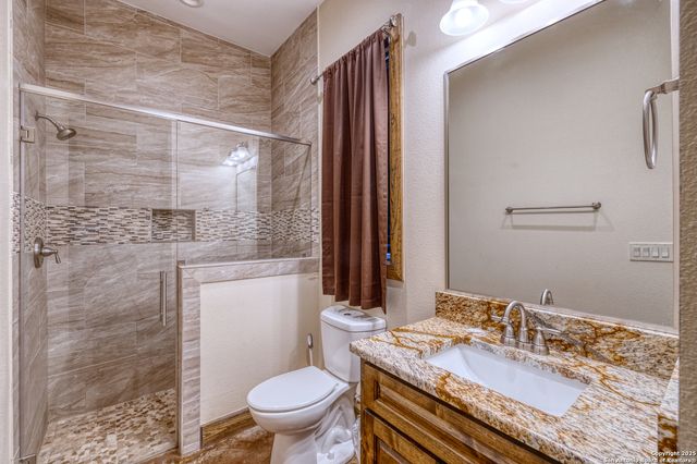 236 Tequila Sunrise, Concan, TX 78838