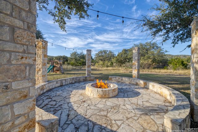 236 Tequila Sunrise, Concan, TX 78838