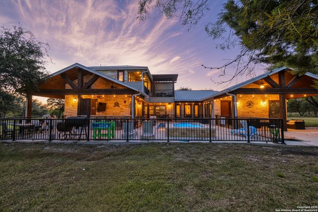 236 Tequila Sunrise, Concan, TX 78838