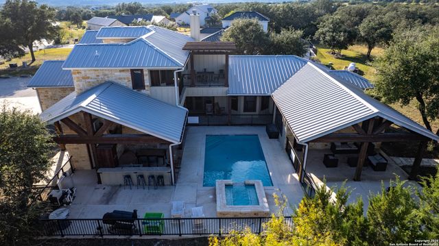 236 Tequila Sunrise, Concan, TX 78838