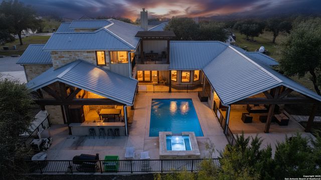 236 Tequila Sunrise, Concan, TX 78838