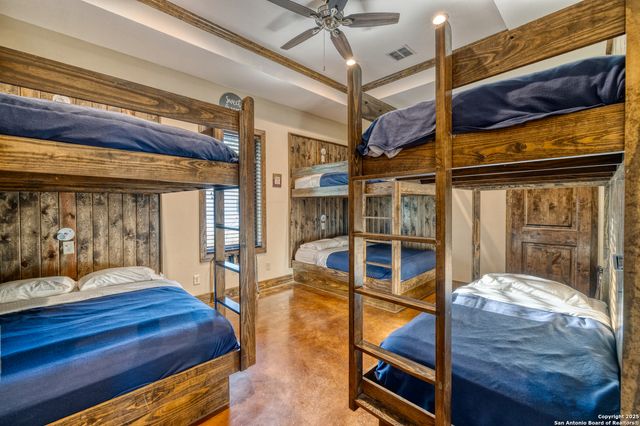 236 Tequila Sunrise, Concan, TX 78838