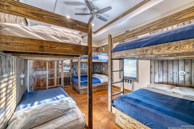 236 Tequila Sunrise, Concan, TX 78838