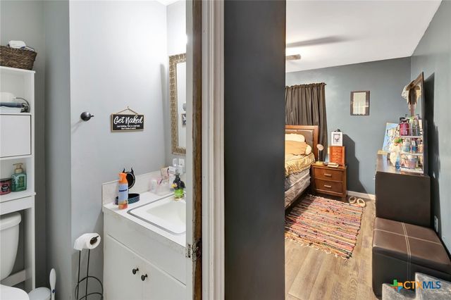 526 Fairmont Street, Port Lavaca, TX 77979