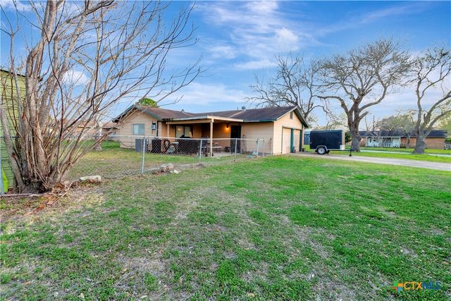 526 Fairmont Street, Port Lavaca, TX 77979
