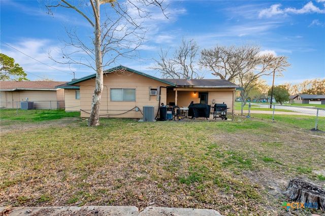 526 Fairmont Street, Port Lavaca, TX 77979