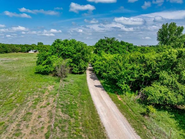 27280 County Line Avenue, Blanchard, OK 73010