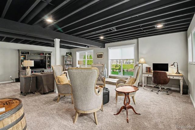 4112 Prairie Rose Drive, Howell, MI 48843