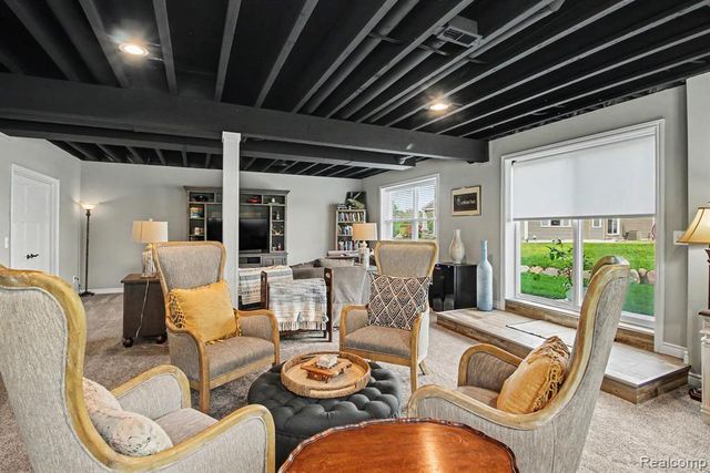 4112 Prairie Rose Drive, Howell, MI 48843