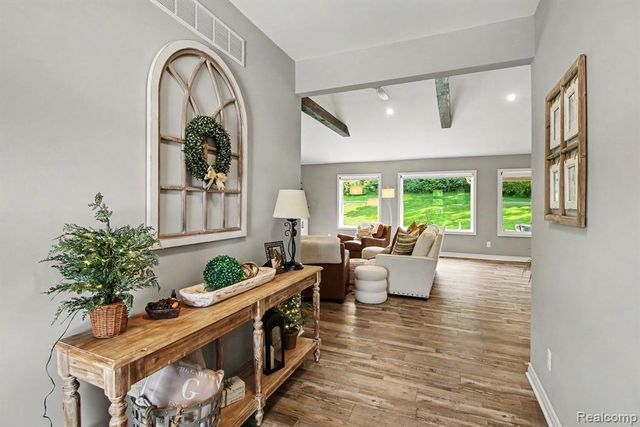 4112 Prairie Rose Drive, Howell, MI 48843