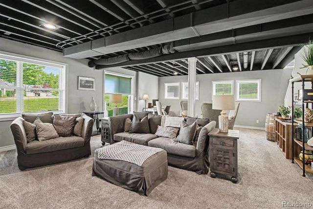 4112 Prairie Rose Drive, Howell, MI 48843