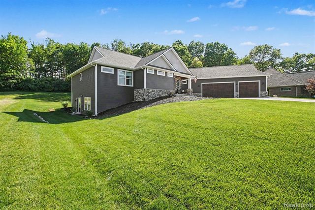4112 Prairie Rose Drive, Howell, MI 48843