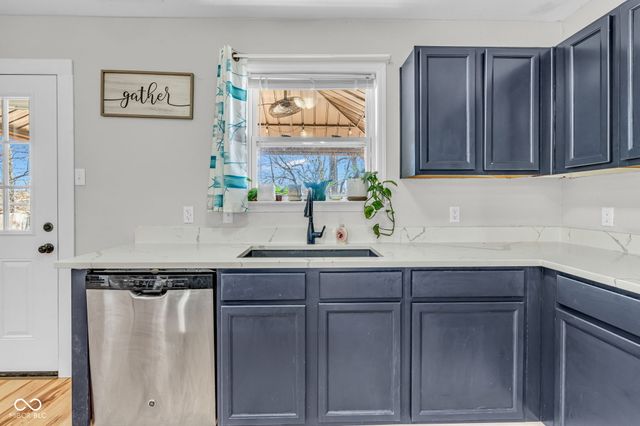 11417 N Meadowbend Drive, Monrovia, IN 46157