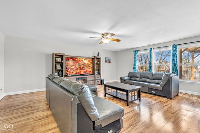 11417 N Meadowbend Drive, Monrovia, IN 46157