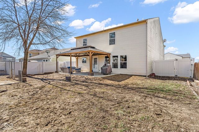 11417 N Meadowbend Drive, Monrovia, IN 46157