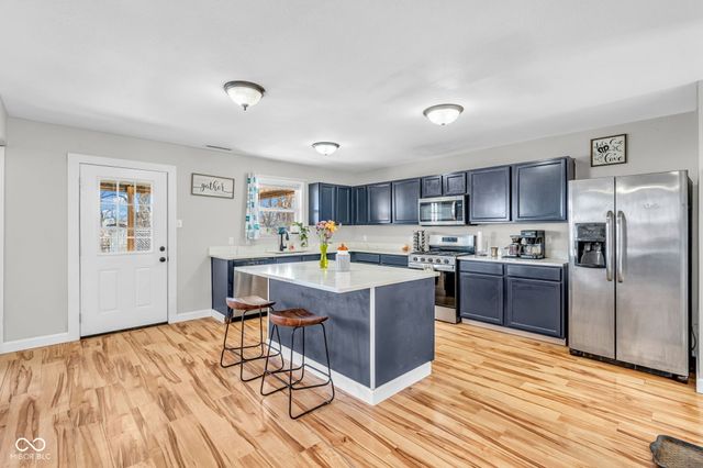 11417 N Meadowbend Drive, Monrovia, IN 46157