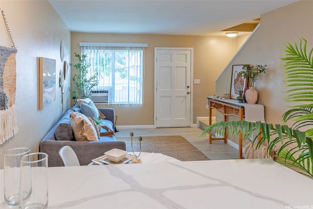 91-1143 Kamaaha Loop 17B, Kapolei, HI 96707