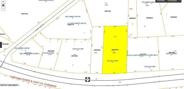 7567 Nc 211, West End, NC 27376
