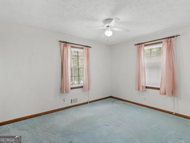 2177 Kings Mountain Drive NE, Conyers, GA 30012