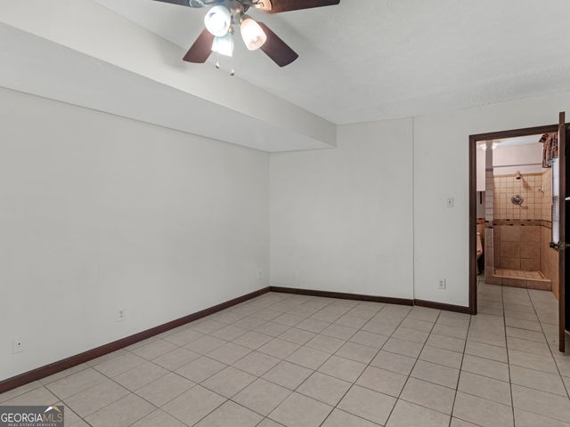 2177 Kings Mountain Drive NE, Conyers, GA 30012