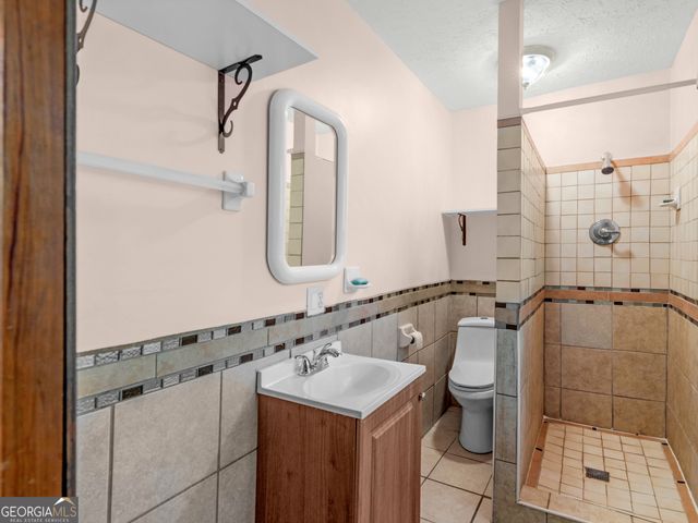 2177 Kings Mountain Drive NE, Conyers, GA 30012