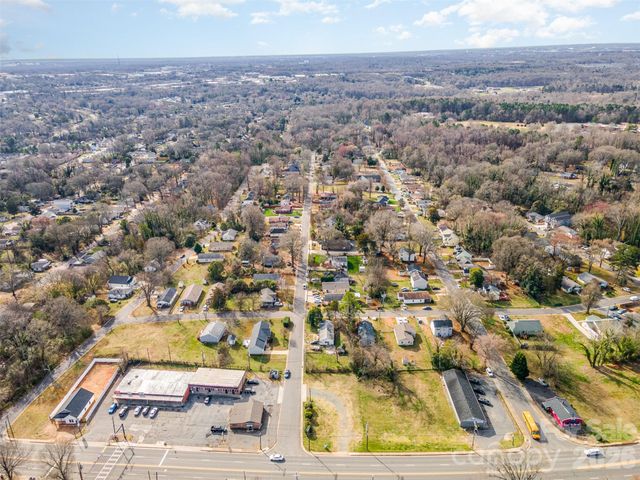 2914 Ridge Avenue, Charlotte, NC 28208