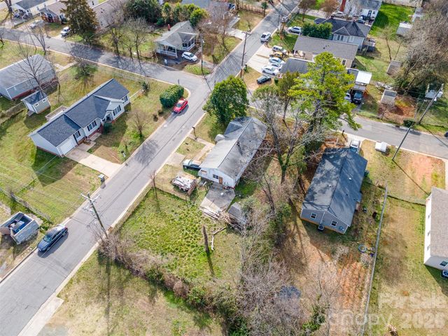 2914 Ridge Avenue, Charlotte, NC 28208