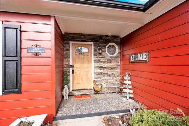 1659 Buffett Circle, Hickory, NC 28602