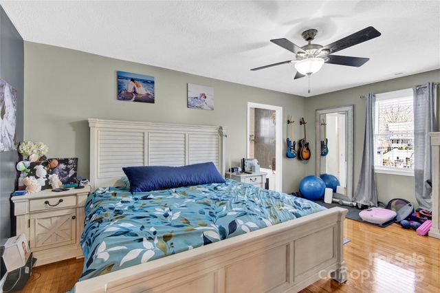 1659 Buffett Circle, Hickory, NC 28602